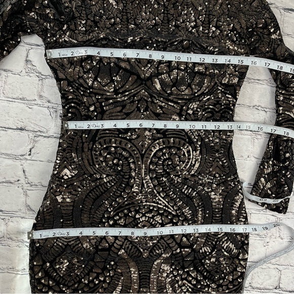 Stunning Betsy & Adam Sequin Dress 4 - Picture 10 of 16